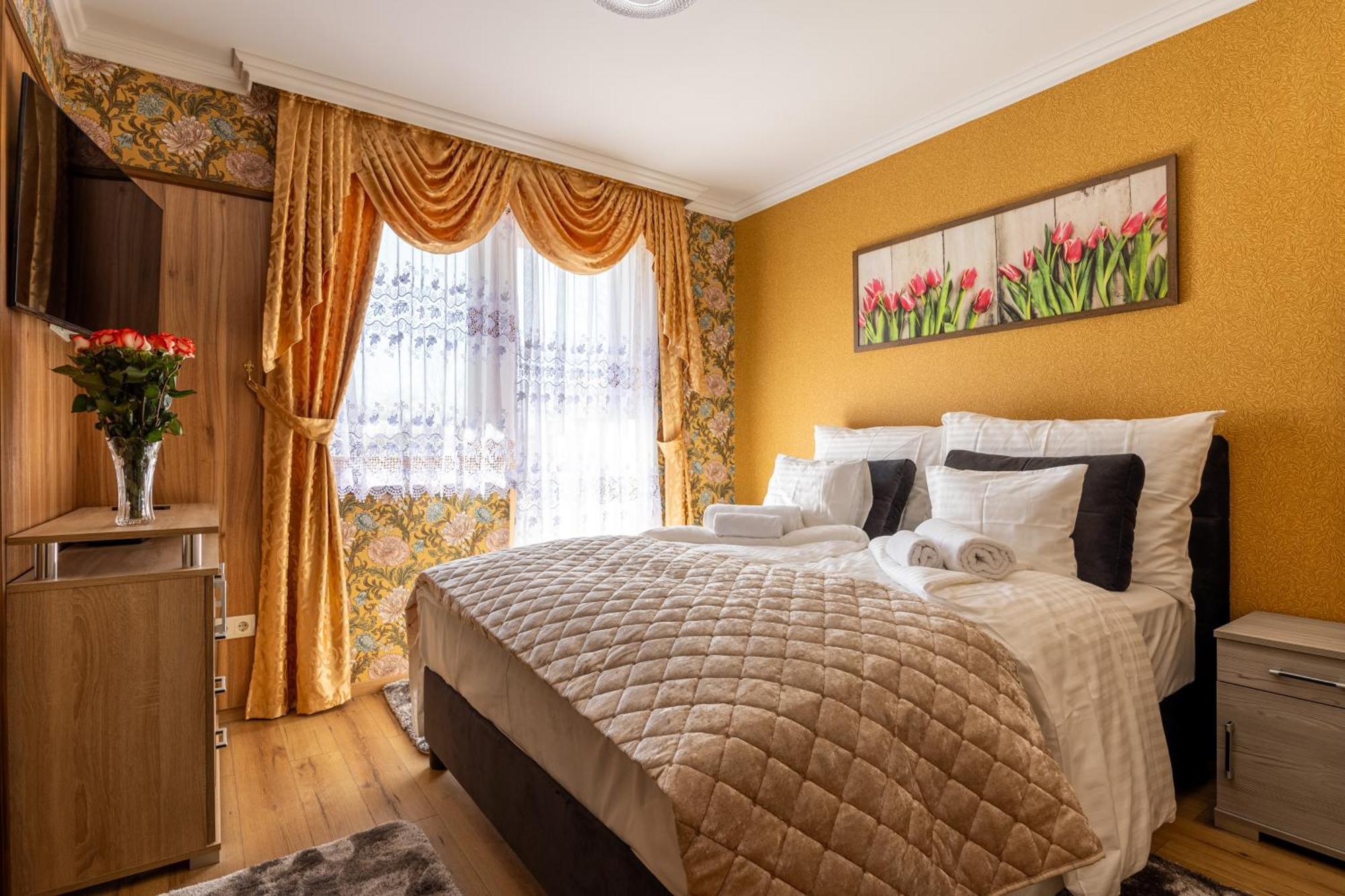 Voeroes Alom Panzio Bed and Breakfast Tiszakécske Buitenkant foto